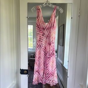 Chic Pink Tie-Dye Midi Dress